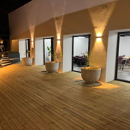 بونتا دو أورو Nkanhi Centro De Conferencias E Hotel المظهر الخارجي الصورة